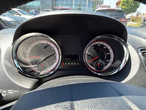 Used 2017 Dodge Grand Caravan SXT FWD image 28
