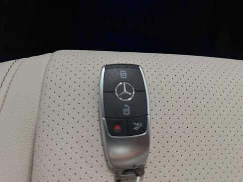 Used 2025 Mercedes-Benz GLE 350 4MATIC image 35