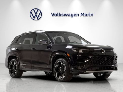 New 2026 Volkswagen Tiguan SEL R-Line AWD/4WD image 7