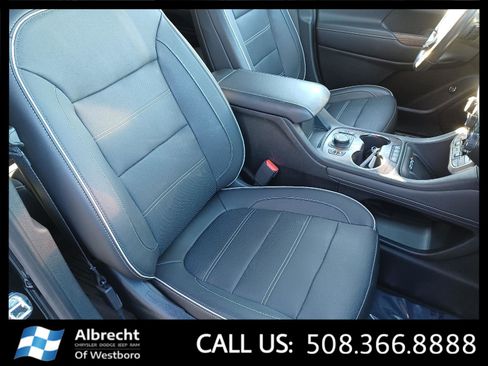 Used 2020 GMC Acadia Denali w/ Denali Ultimate Package image 20