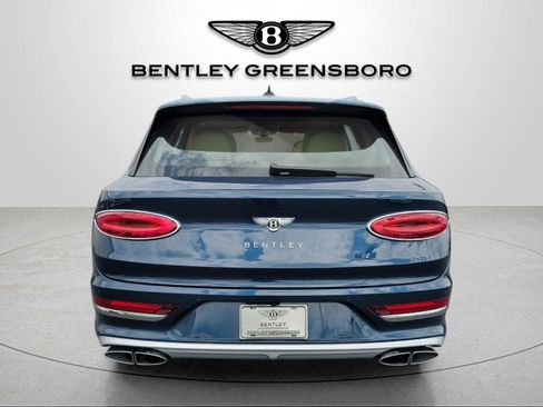 New 2026 Bentley Bentayga Extended Wheelbase AWD/4WD image 13