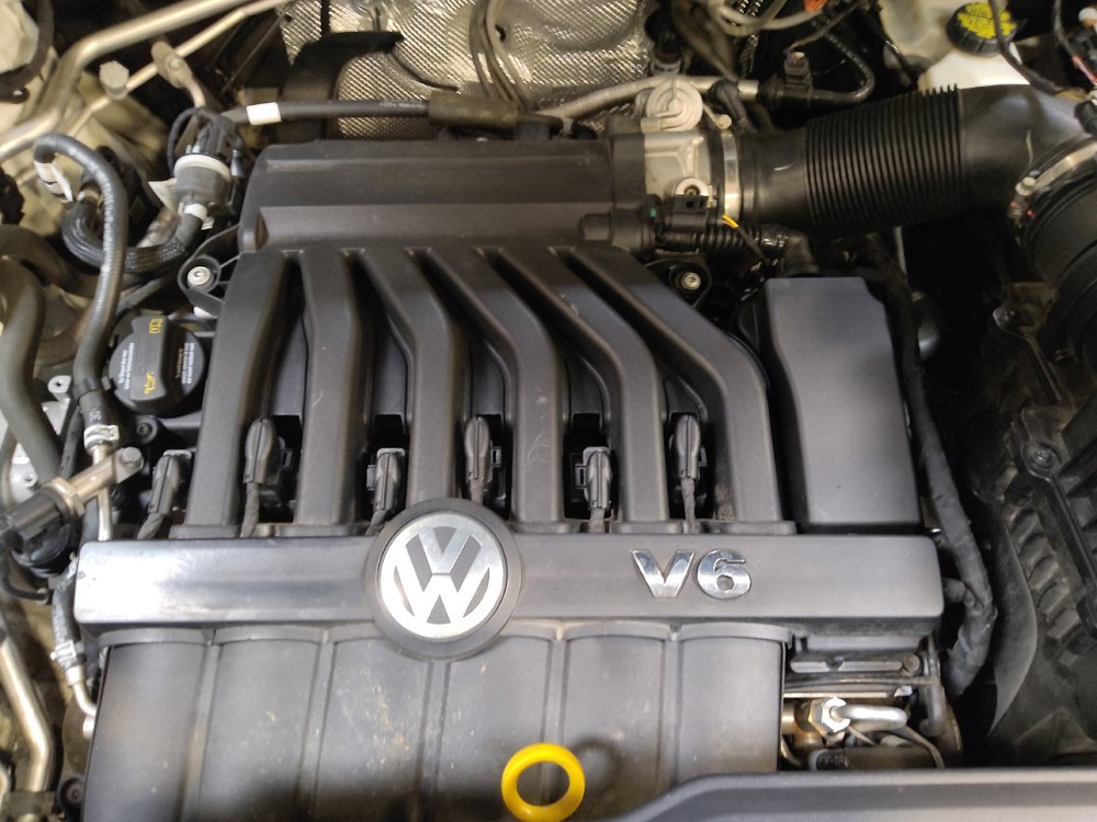 Used 2018 Volkswagen Atlas SEL Premium AWD/4WD image 30