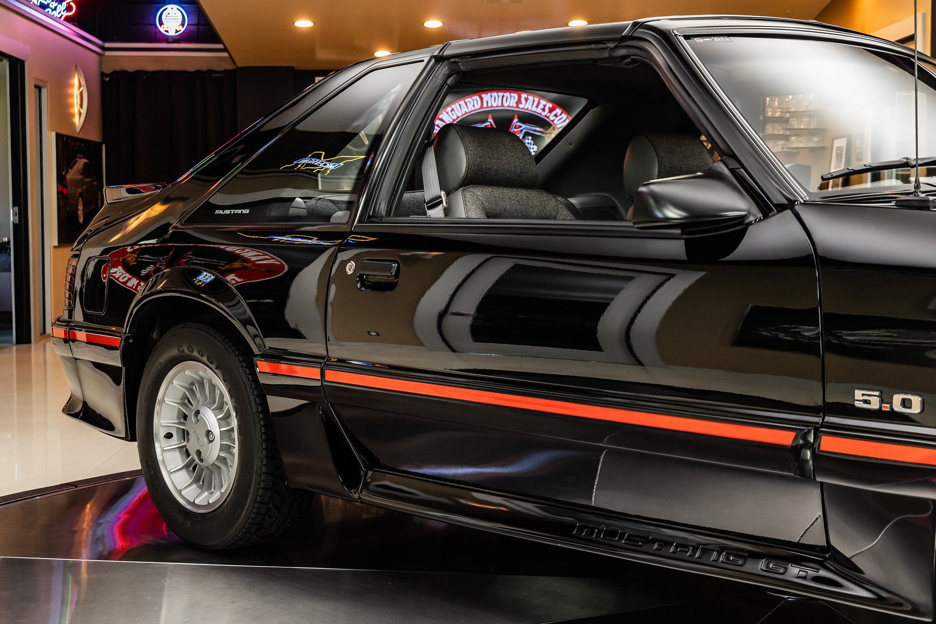 Used 1987 Ford Mustang GT RWD image 24