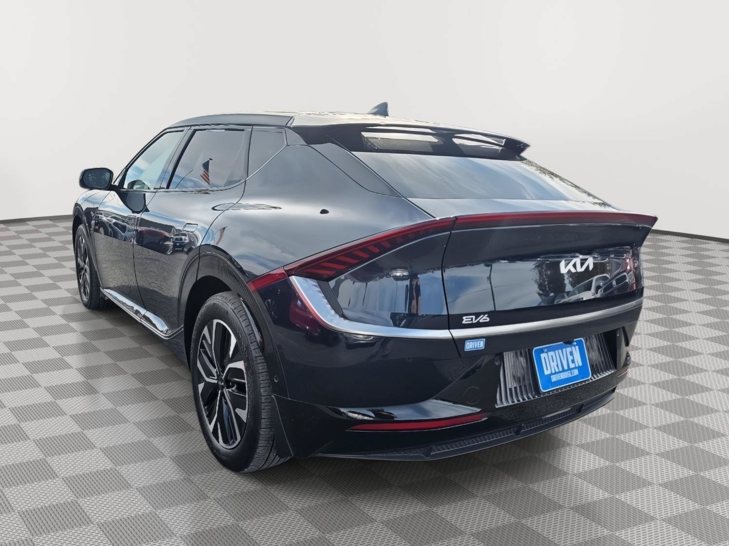 Used 2023 Kia EV6 Wind w/ Wind Technology Package AWD/4WD image 6