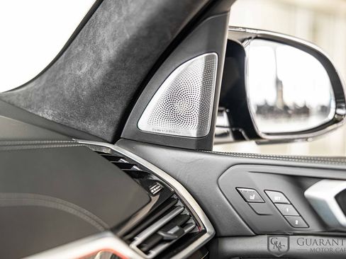 Used 2021 BMW X5 M w/ Competition Package image 31