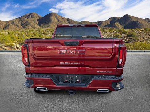Used 2024 GMC Sierra 1500 Denali w/ Denali Reserve Package AWD/4WD image 3