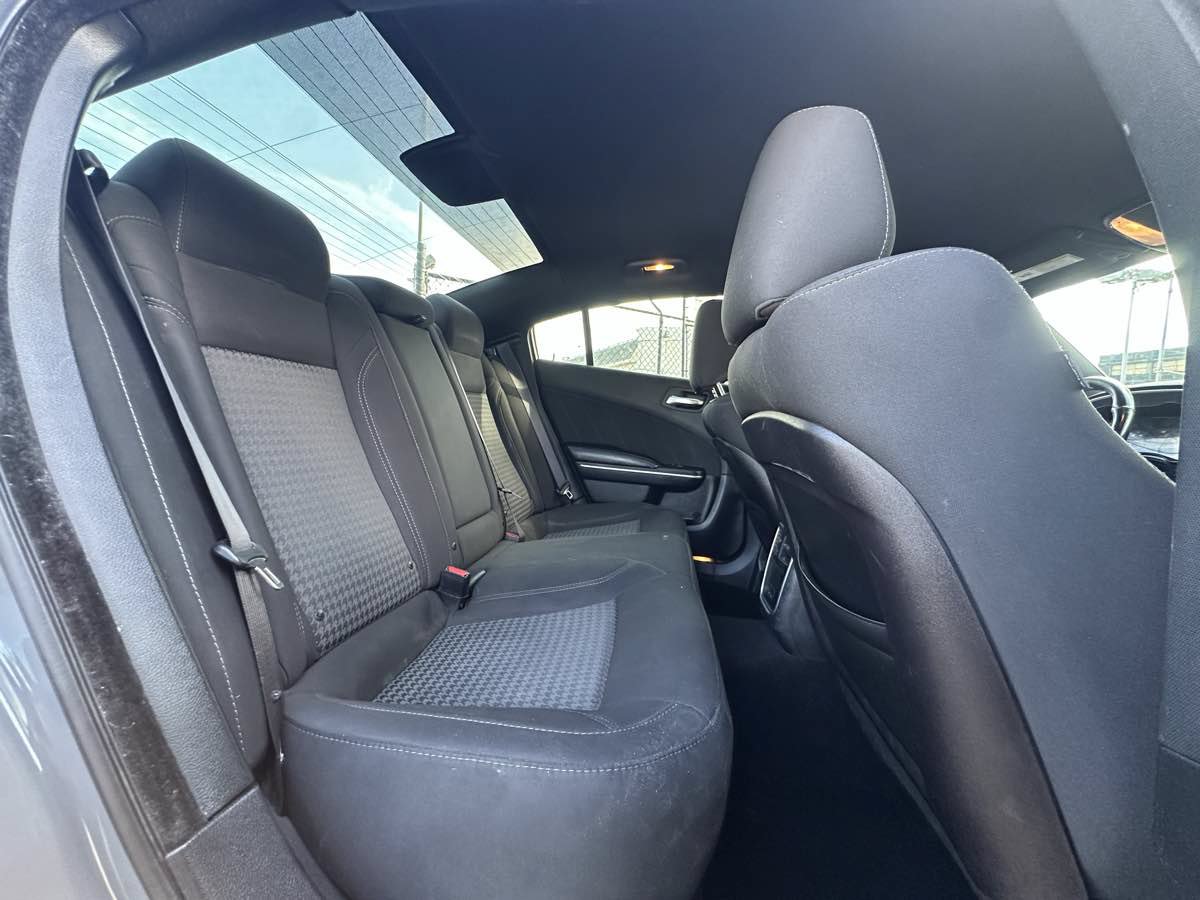 Used 2019 Dodge Charger SXT w/ Cold Weather Package AWD/4WD image 33