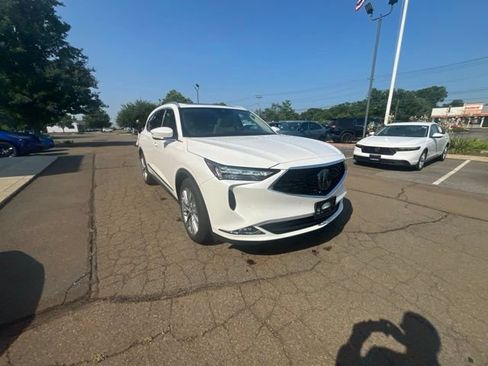 Used 2023 Acura MDX SH-AWD w/ Advance Package image 24