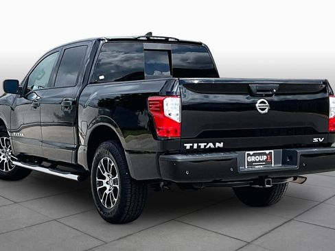 Used 2022 Nissan Titan SV RWD image 12