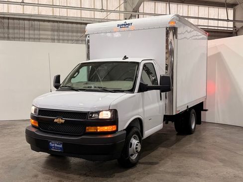 New 2025 Chevrolet Express 3500 w/ Power Convenience Package RWD image 2