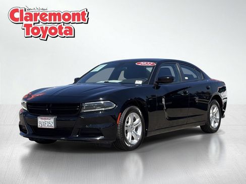 Used 2022 Dodge Charger SXT RWD image 1
