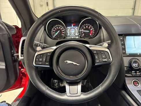 Used 2018 Jaguar F-TYPE Convertible image 30