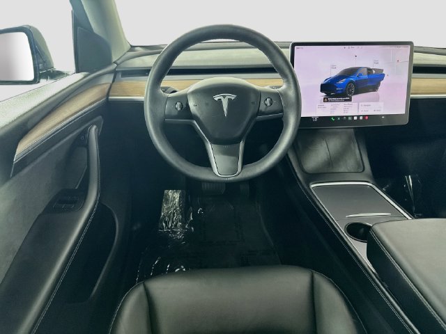 Used 2022 Tesla Model Y Long Range AWD/4WD image 22