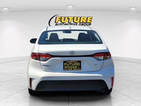 Used 2023 Toyota Corolla LE FWD image 8