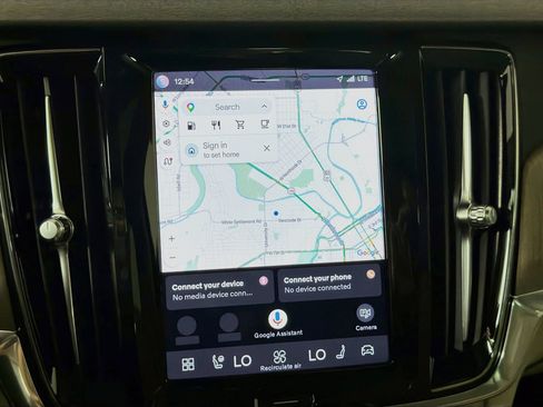 Certified 2023 Volvo S90 B6 Plus AWD/4WD image 16