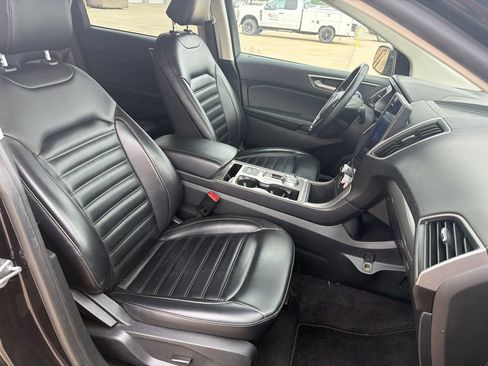 Used 2024 Ford Edge SEL AWD/4WD image 11