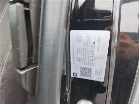 Used 2021 Chevrolet Colorado LT w/ Fleet Safety Package RWD image 18