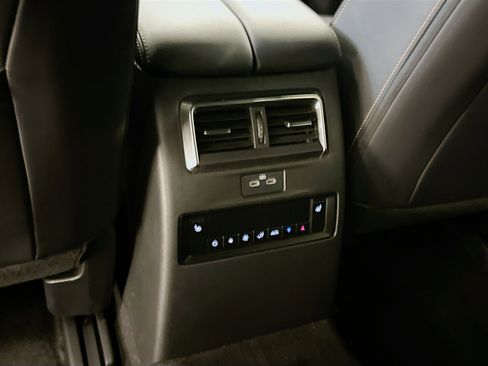 Used 2024 MAZDA CX-90 Plug-In Hybrid w/ Premium Plus AWD/4WD image 29