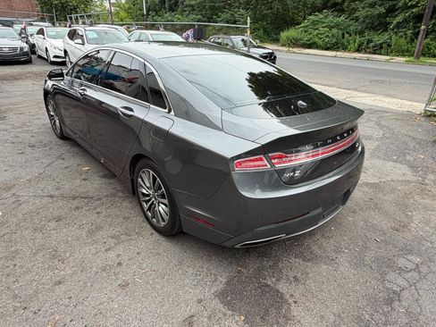 Used 2017 Lincoln MKZ Premiere FWD image 8