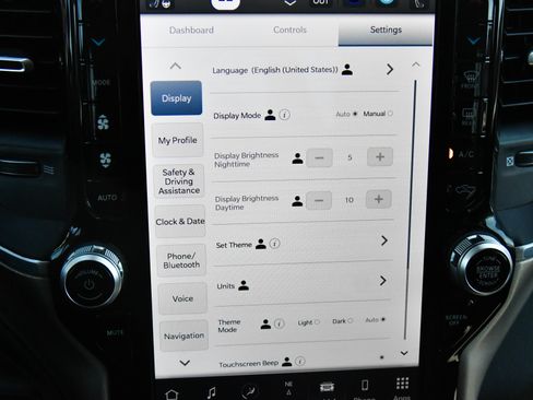 Used 2024 RAM 2500 Laramie image 25