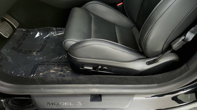 Used 2025 Tesla Model 3 Performance AWD/4WD image 42