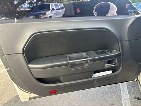 Used 2009 Dodge Challenger R/T image 28