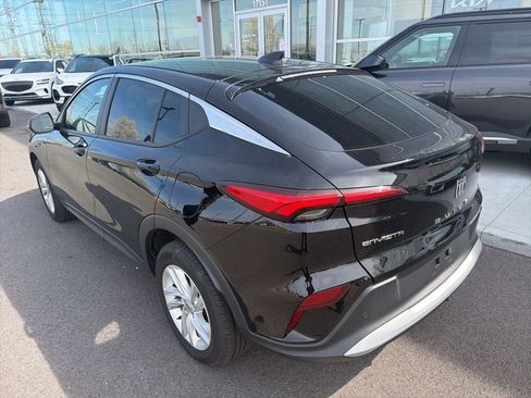 Used 2025 Buick Envista Preferred image 4