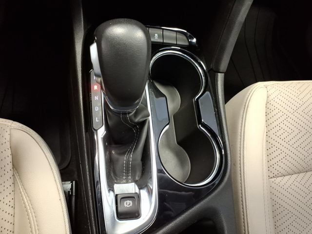 Used 2023 Buick Encore GX Essence w/ Experience Buick Package FWD image 23