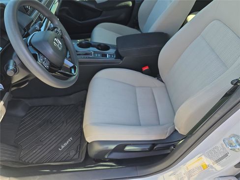 Used 2022 Honda Civic LX image 21