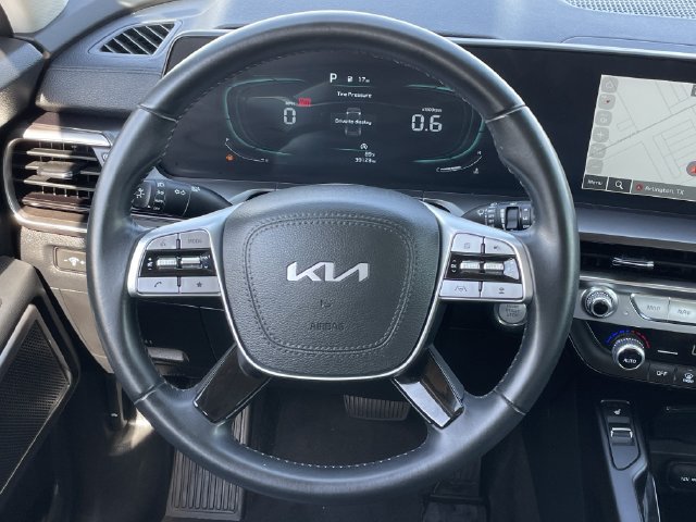 Used 2025 Kia Telluride S AWD/4WD image 12