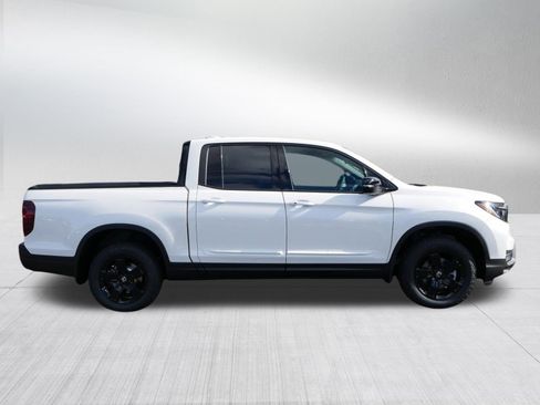 New 2026 Honda Ridgeline Black Edition image 8