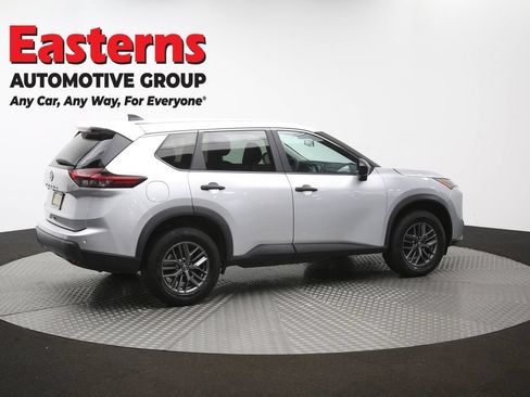 Used 2024 Nissan Rogue S FWD image 42