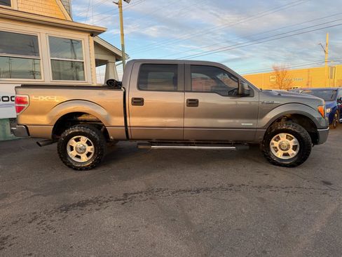 Used 2014 Ford F150 XLT w/ Trailer Tow Package image 4