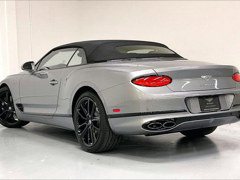 Used 2024 Bentley Continental GT image 6
