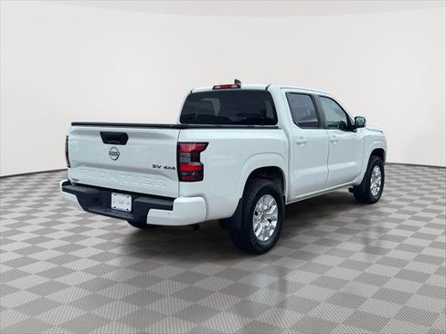 Used 2022 Nissan Frontier SV w/ Technology Package image 5