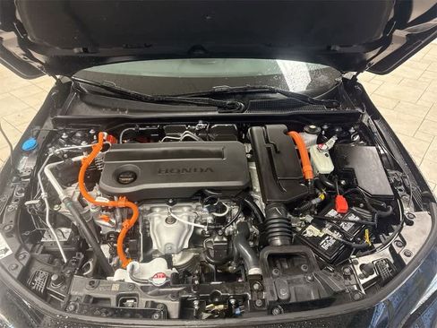 Used 2025 Honda Civic Sport Touring image 15