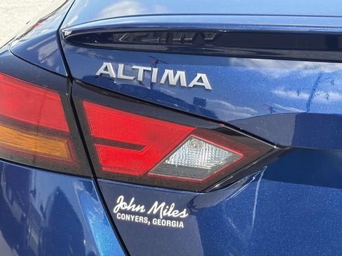 Used 2024 Nissan Altima 2.5 SR AWD/4WD image 22