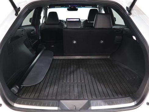 Used 2023 Toyota Venza Nightshade AWD/4WD image 32