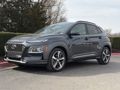 Used 2018 Hyundai Kona Limited image 9