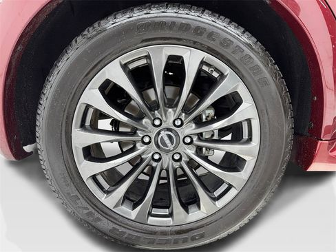 Used 2024 Nissan Armada Platinum w/ Captain's Chairs Package image 51