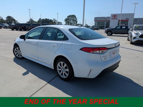 Certified 2023 Toyota Corolla LE image 5