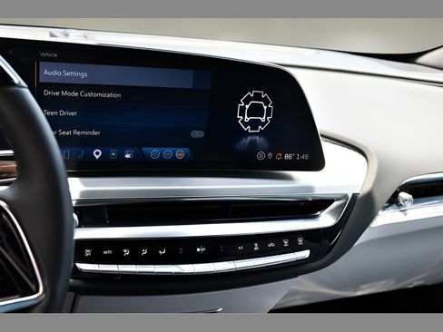 Used 2025 Cadillac Lyriq Sport AWD/4WD image 19
