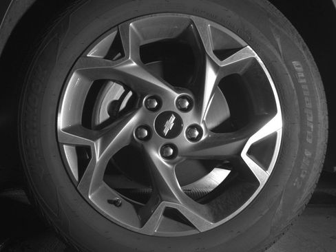 Used 2025 Chevrolet Trax LT image 9