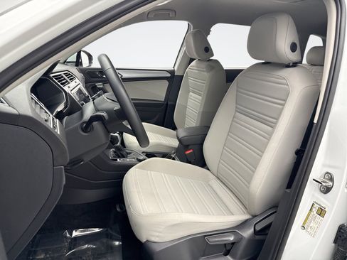 Used 2024 Volkswagen Tiguan S image 11