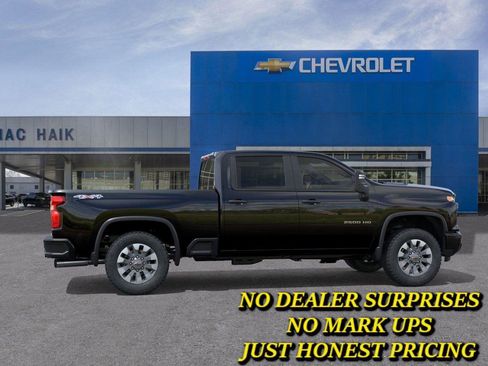 New 2026 Chevrolet Silverado 2500 Custom w/ Custom Value Package AWD/4WD image 5