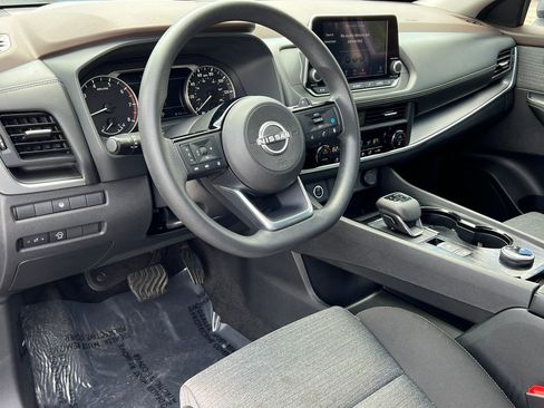 Used 2023 Nissan Rogue SV AWD/4WD image 15