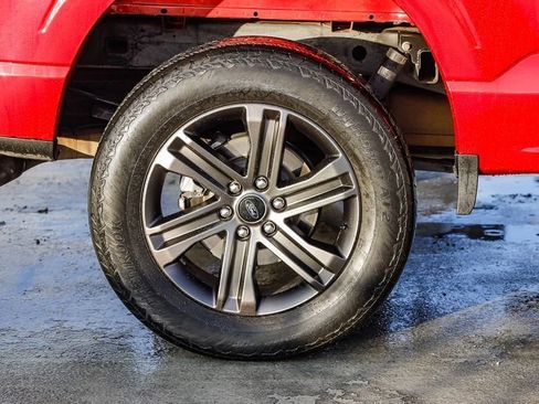 Used 2022 Ford F150 XLT w/ Equipment Group 302A High image 12