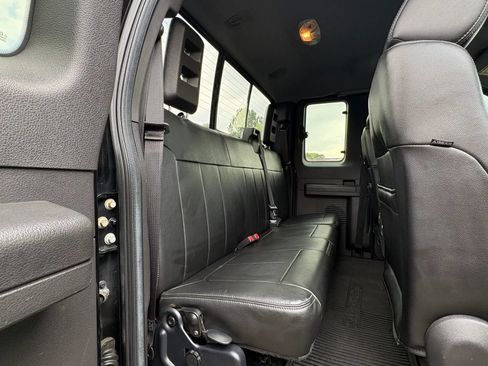 Used 2014 Ford F250 Lariat w/ Chrome Package AWD/4WD image 34