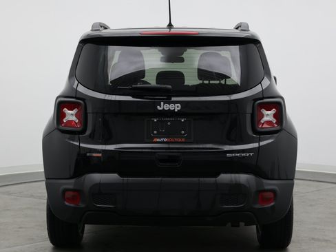 Used 2019 Jeep Renegade Sport w/ Sport Appearance Group FWD image 6