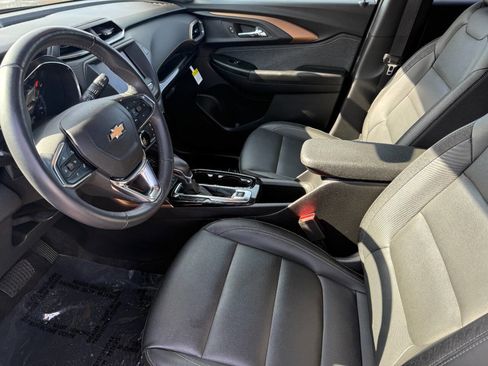 Used 2023 Chevrolet TrailBlazer ACTIV image 10